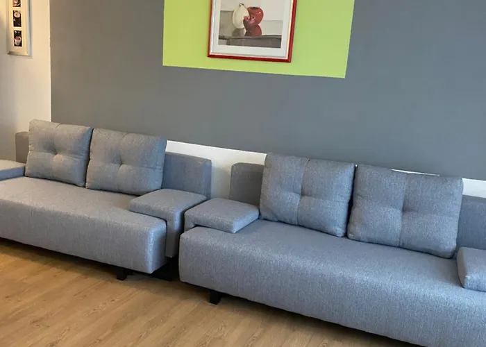 Art Haus Penthouse Apartment *